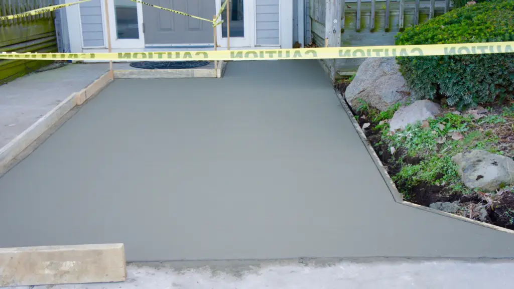 How to pour new concrete over old concrete